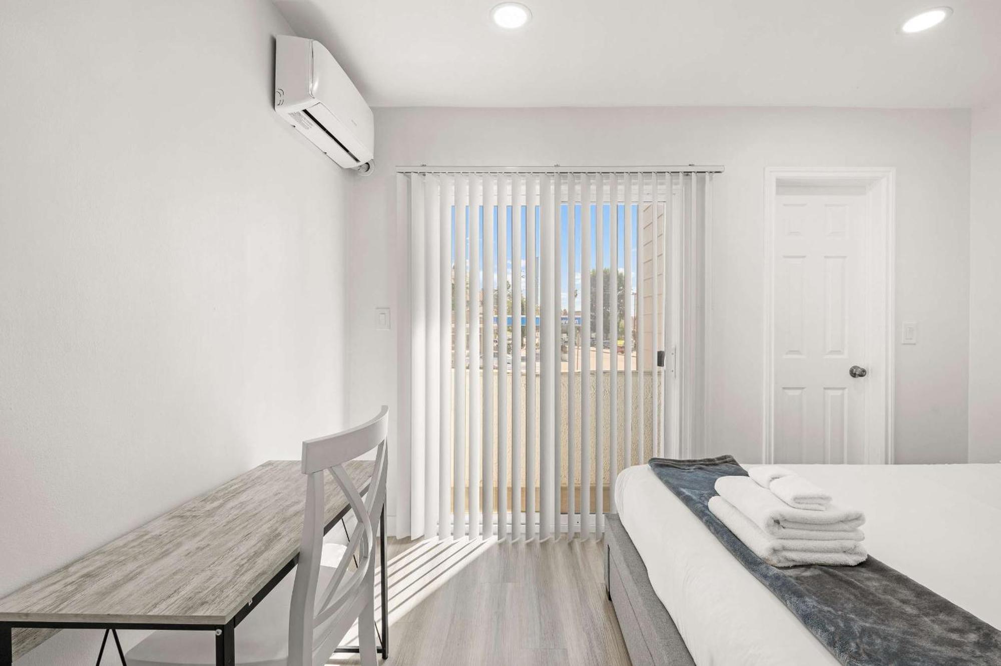 New Renovated 2B2B Apt Self Checkin Free Parking 1 パサディナ エクステリア 写真